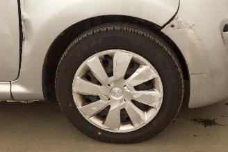 Peugeot 107  picture 23