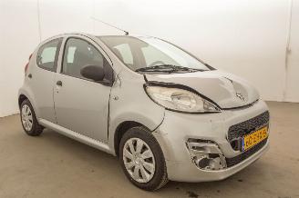 Peugeot 107  picture 2