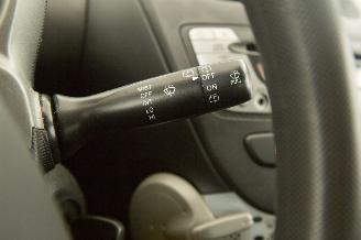 Peugeot 107  picture 12