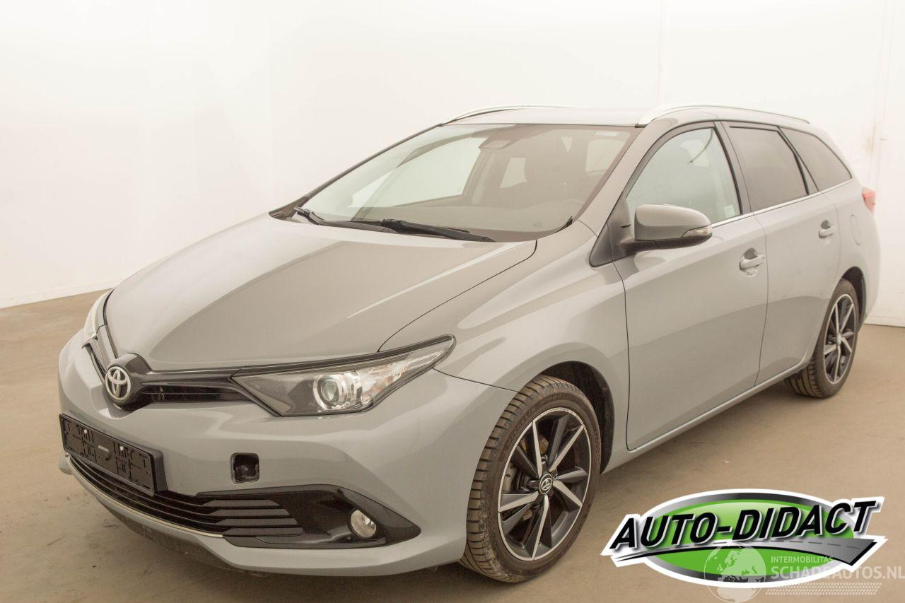 Toyota Auris 1.2 Dynamic 83.753 km