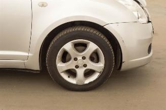 Suzuki Swift 1.3 GLS picture 28