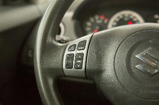 Suzuki Swift 1.3 GLS picture 11