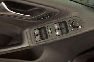 Volkswagen Golf 1.6 TDI Airco picture 15