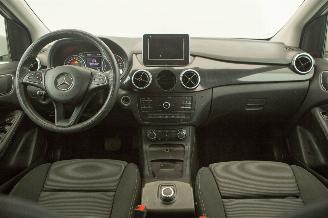 Mercedes B-klasse 220D motor kapot Ambition picture 5