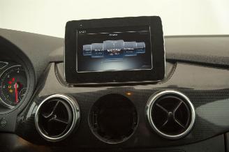 Mercedes B-klasse 220D motor kapot Ambition picture 7