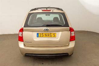 Kia Carens 2.0 automaat 7 Persoons picture 32