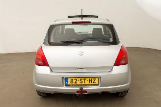 Suzuki Swift 1.3 Shogun picture 32