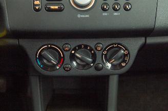 Suzuki Swift 1.3 Shogun picture 10