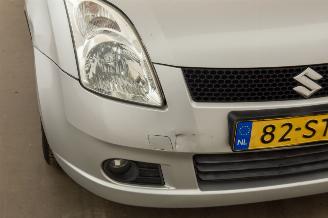 Suzuki Swift 1.3 Shogun picture 30