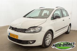 krockskadad bil auto Volkswagen Golf plus 1.2 TSI Airco Trendline Bluemotion 2011/4