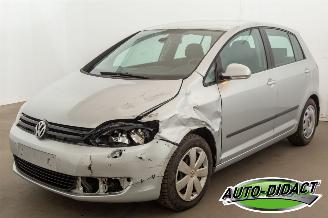 krockskadad bil auto Volkswagen Golf plus 1.6 TDI Airco 2012/5