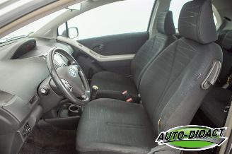Toyota Yaris 1.0 VVTi + Airco picture 24