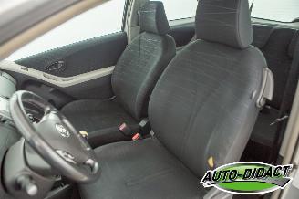 Toyota Yaris 1.0 VVTi + Airco picture 25