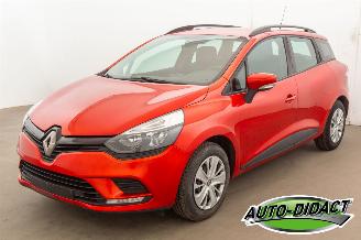 uszkodzony samochody osobowe Renault Clio 1.2 Cruise Control 2018/5