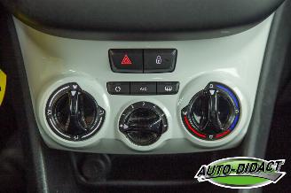 Peugeot 208 1.2 PureTech 90.243 km picture 9