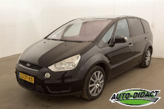 škoda osobní automobily Ford S-Max 2.0-16V 7Pers. Airco 2008/4