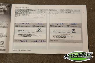 Peugeot 308 1.2 PureTech 76.699 km picture 23