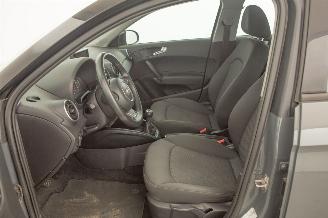 Audi A1 1.0 TFSI Navi picture 23