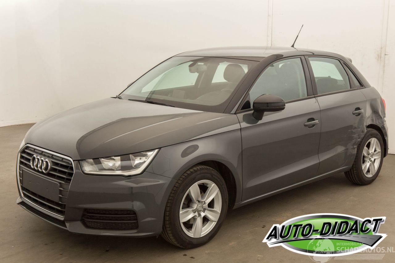 Audi A1 1.0 TFSI Navi