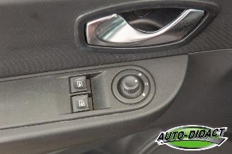 Renault Clio Estate 1.5 dCi Navi Eco Expression picture 18