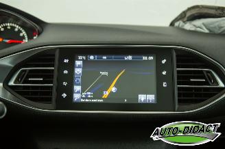 Peugeot 308 1.6 THP Allure Pano Clima Navi picture 7