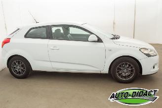 Kia Pro cee d 1.6 Clima X-clusive picture 35