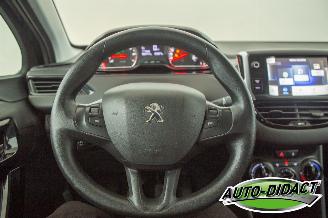Peugeot 208 1.2 Airco picture 5