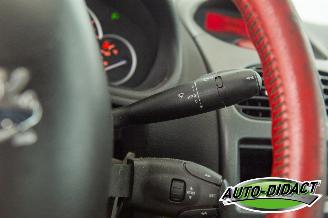 Peugeot 206 CC 2.0-16V Cabrio picture 12