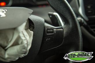 Peugeot 208 1.2 e-VTi Automaat Blue Lease picture 13