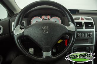 Peugeot 307 CC 2.0-16V Motorschade picture 5