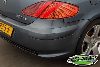 Peugeot 307 CC 2.0-16V Motorschade picture 23