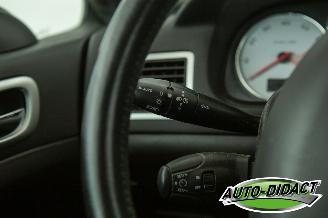 Peugeot 307 CC 2.0-16V Motorschade picture 12