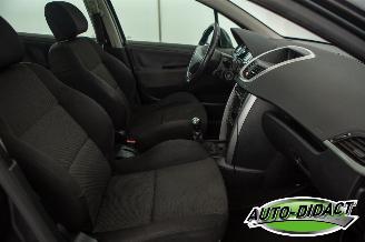 Peugeot 207 SW 1.6 VTi XS Première picture 17
