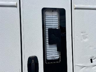 Burstner  Premio picture 38