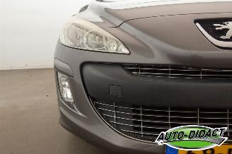 Peugeot 308 SW 1.6 THP XT Clima Pano picture 31