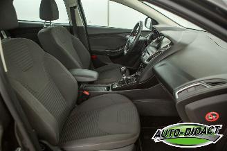 Ford Focus 1.5 Clima Navi Titanium Edition picture 20