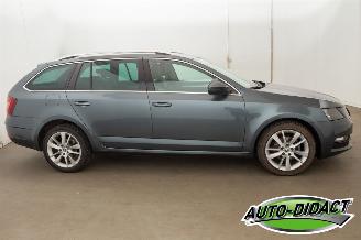 Skoda Octavia 1.0 TSI Automaat Clima Navi Greentech Clever Edition picture 37