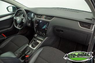Skoda Octavia 1.0 TSI Automaat Clima Navi Greentech Clever Edition picture 19