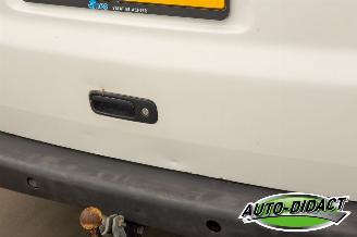 Volkswagen Transporter 2.0 TDI Automaat Airco 9 persoons picture 26