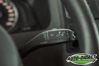 Volkswagen Transporter 2.0 TDI Automaat Airco 9 persoons picture 14