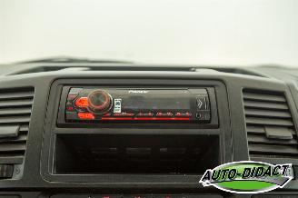 Volkswagen Transporter 2.0 TDI Automaat Airco 9 persoons picture 7