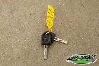 Volkswagen Transporter 2.0 TDI Automaat Airco 9 persoons picture 23