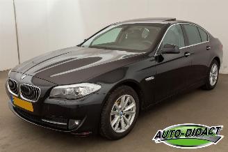 Coche accidentado BMW 5-serie 523i Automaat Clima Navi Leder Elek dak High Executive 2011/6