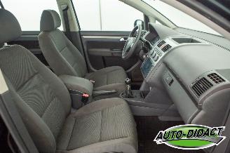 Volkswagen Touran 1.9 TDI Clima Navi picture 18