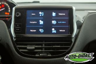 Peugeot 208 1.2 Airco Navi picture 8
