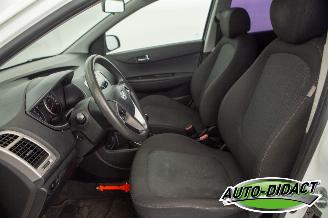 Hyundai I-20 1.2i i-Motion Airco picture 22