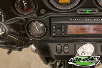 Harley-Davidson Electra Glide 96 FLHTCU Classic Electra Glide Ultra picture 6