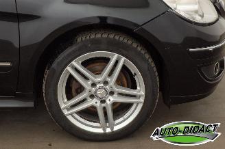 Mercedes B-klasse 200 Automaat Pano picture 34