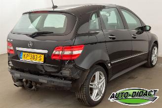 Mercedes B-klasse 200 Automaat Pano picture 4