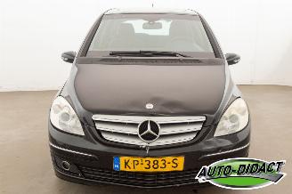 Mercedes B-klasse 200 Automaat Pano picture 36